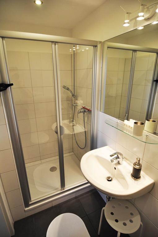 Wertschaetzer II - Unter Der Wehme Apartment Detmold Bilik gambar